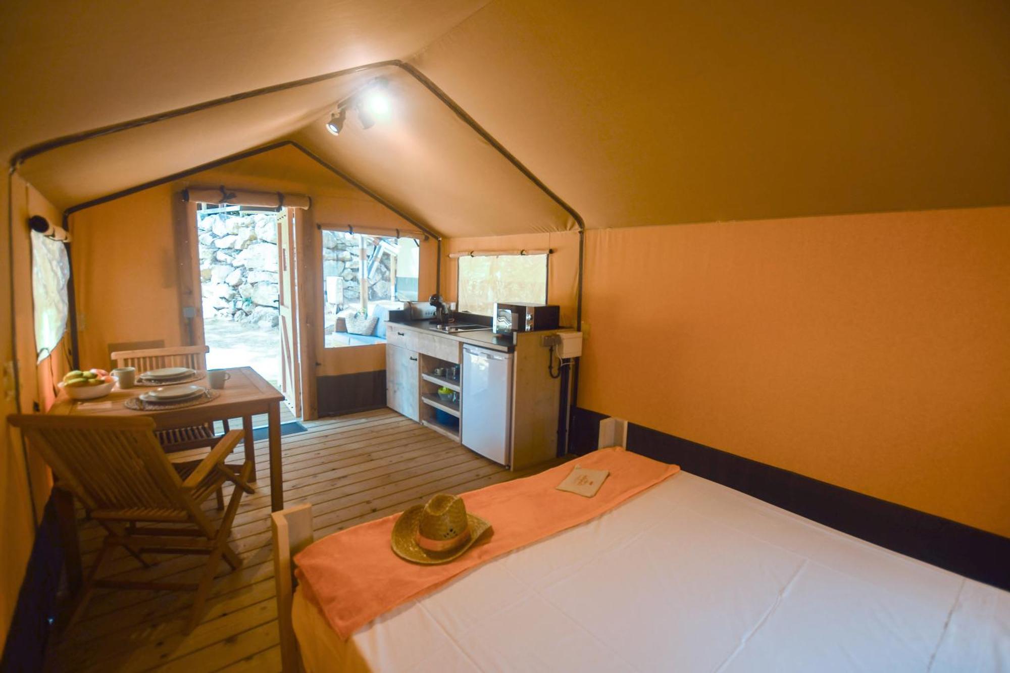 Tent Montgrí,1669020964:JPEG